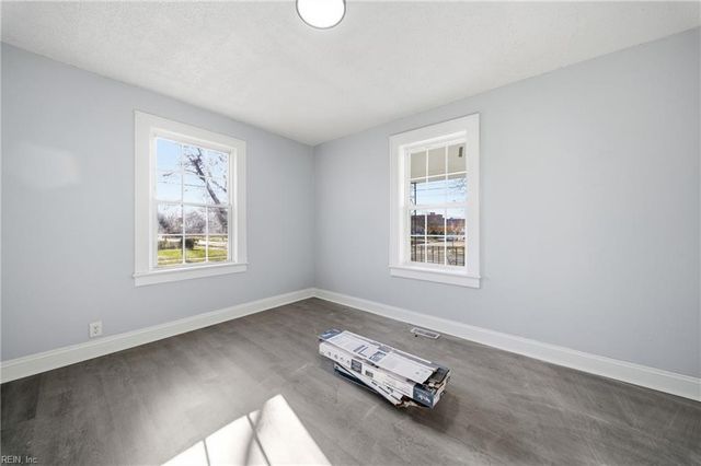 2300 Courtney AVE, Norfolk, VA 23504