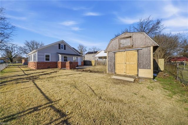 2300 Courtney AVE, Norfolk, VA 23504