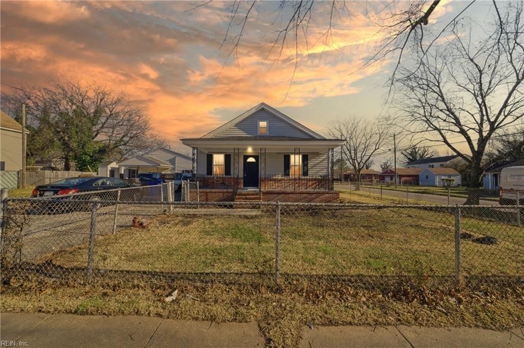 2300 Courtney AVE, Norfolk, VA 23504