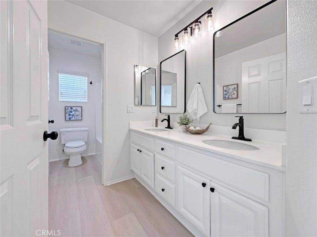 Image 17 of property listing at 35610 Denver, Winchester, CA 92596