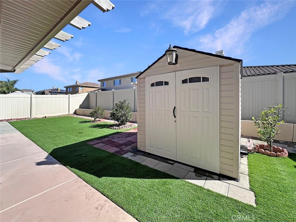 Image 33 of property listing at 35610 Denver, Winchester, CA 92596