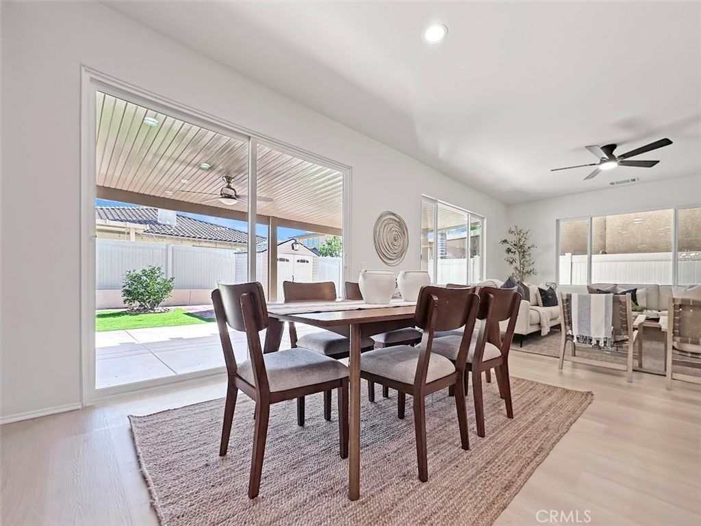 Image 9 of property listing at 35610 Denver, Winchester, CA 92596