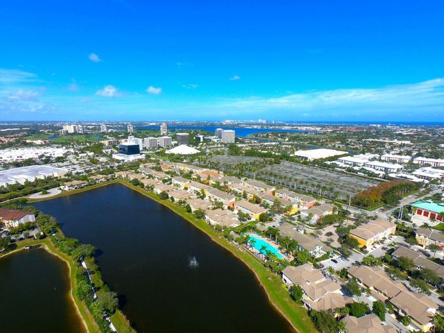 810 Marina Del Ray 6, West Palm Beach, FL 33401