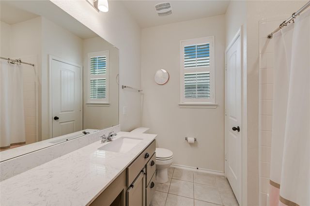 1008 Estes PARK, Taylor, TX 76574