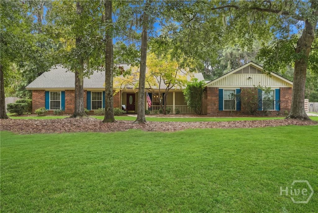 Image 1 of property listing at 228 Davis Road, Richmond Hill, GA 31324