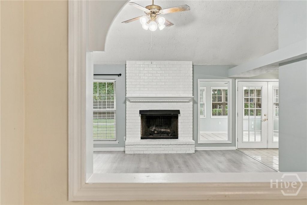 Image 19 of property listing at 228 Davis Road, Richmond Hill, GA 31324