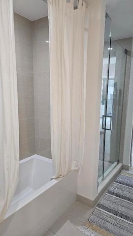 851 NE 1st Avenue 306, Miami, FL 33132