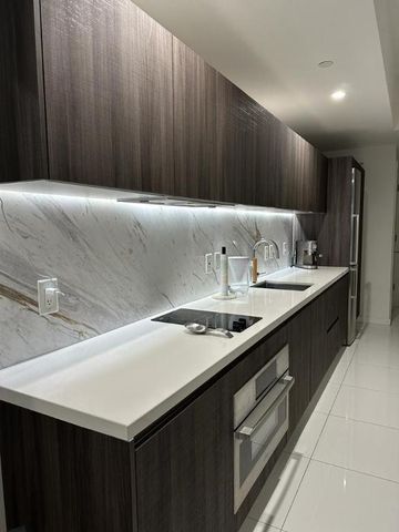 851 NE 1st Avenue 306, Miami, FL 33132