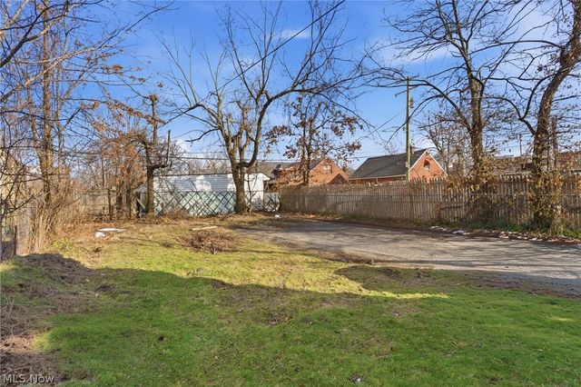 4025 E 144th Street, Cleveland, OH 44128