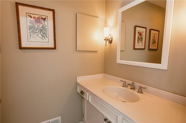 44 East Boulevard, Rochester, NY 14610