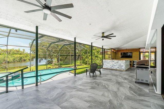 7205 Elyse Circle, Port St Lucie, FL 34952