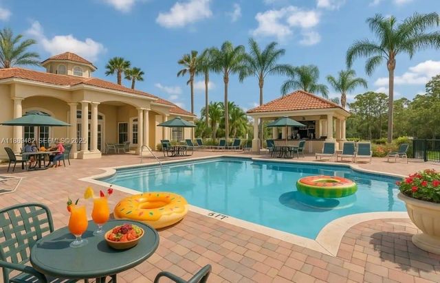 8520 Sunrise Key Drive, Kissimmee, FL 34747
