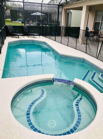 8520 Sunrise Key Drive, Kissimmee, FL 34747