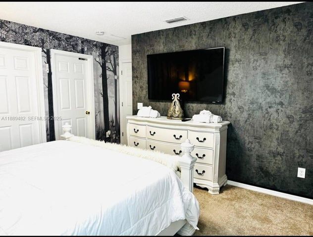 8520 Sunrise Key Drive, Kissimmee, FL 34747