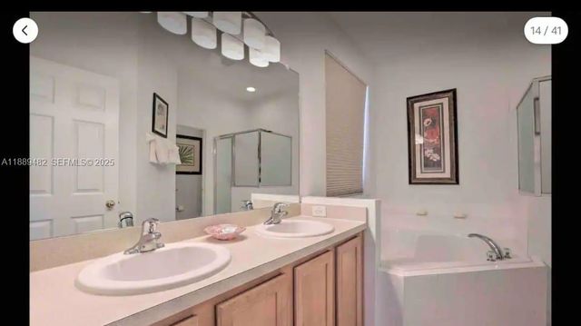 8520 Sunrise Key Drive, Kissimmee, FL 34747