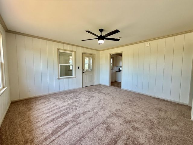 706 S Park Road, Slocomb, AL 36375
