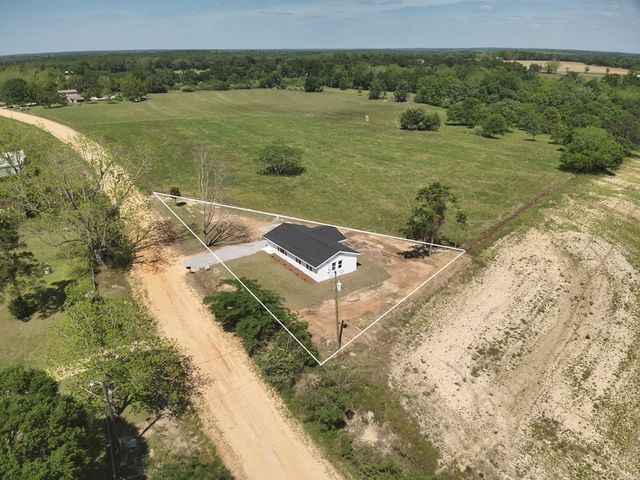 706 S Park Road, Slocomb, AL 36375