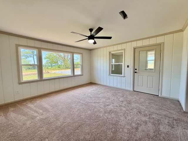 706 S Park Road, Slocomb, AL 36375