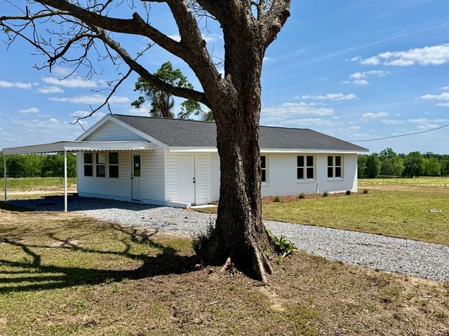 706 S Park Road, Slocomb, AL 36375