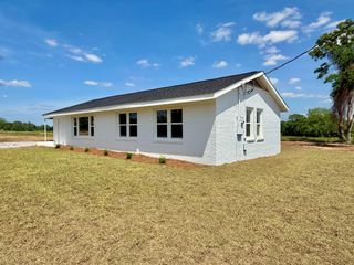 706 S Park Road, Slocomb, AL 36375