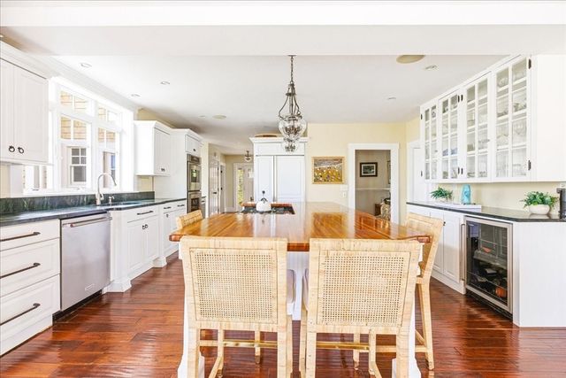 14 Bayberry Rd, Scituate, MA 02066