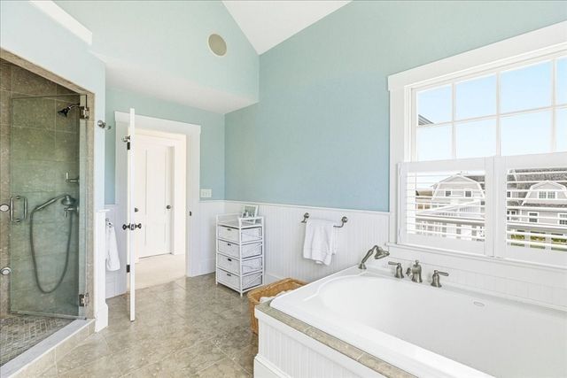 14 Bayberry Rd, Scituate, MA 02066