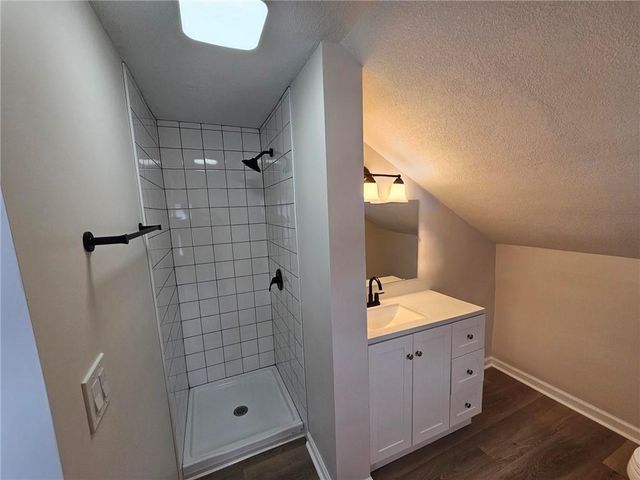 921 S Noland Road, Independence, MO 64050