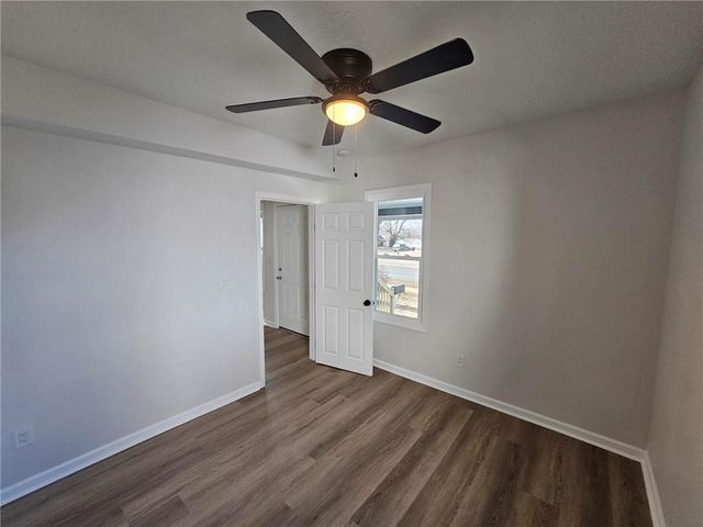 921 S Noland Road, Independence, MO 64050