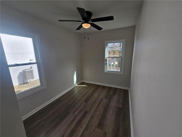 921 S Noland Road, Independence, MO 64050