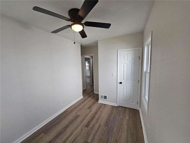 921 S Noland Road, Independence, MO 64050