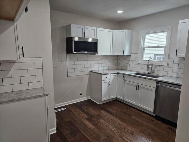 921 S Noland Road, Independence, MO 64050