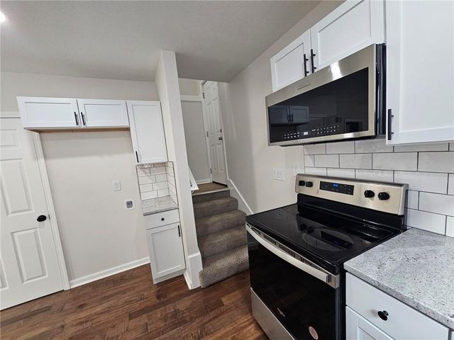 921 S Noland Road, Independence, MO 64050