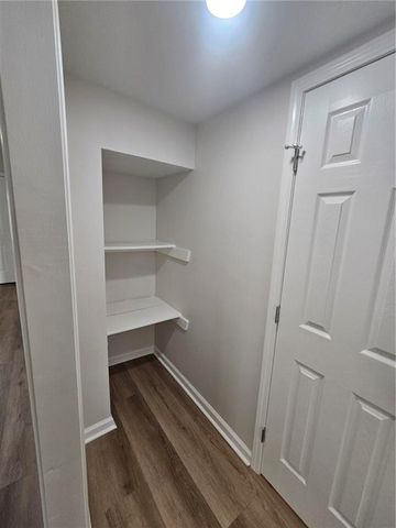 921 S Noland Road, Independence, MO 64050