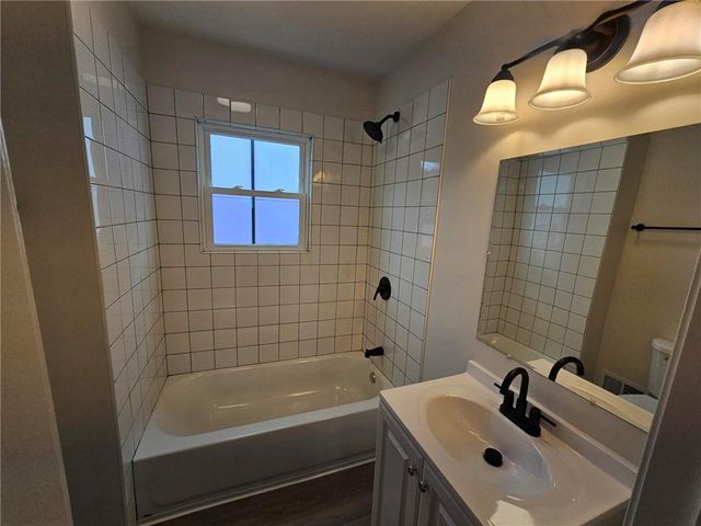 921 S Noland Road, Independence, MO 64050