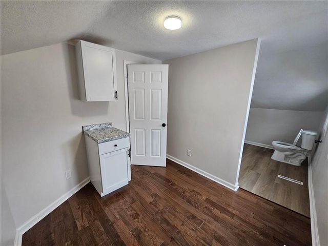 921 S Noland Road, Independence, MO 64050