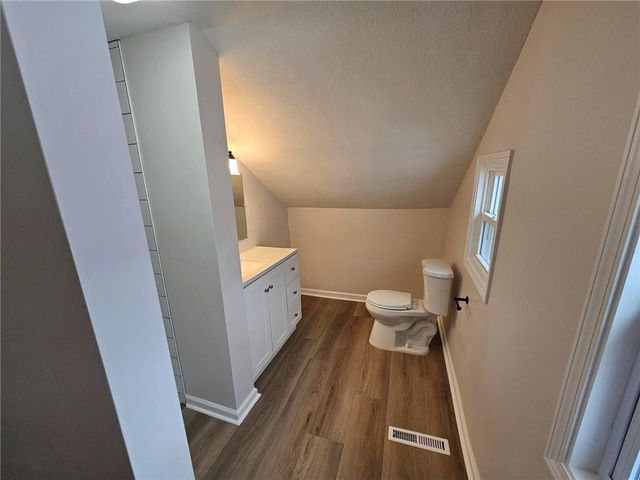 921 S Noland Road, Independence, MO 64050