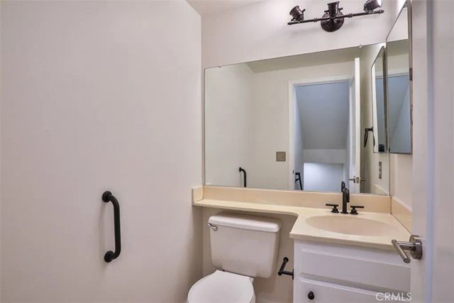 1318 Corson 4, Pasadena, CA 91106