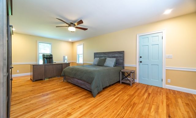 28 Parker St, East Longmeadow, MA 01028