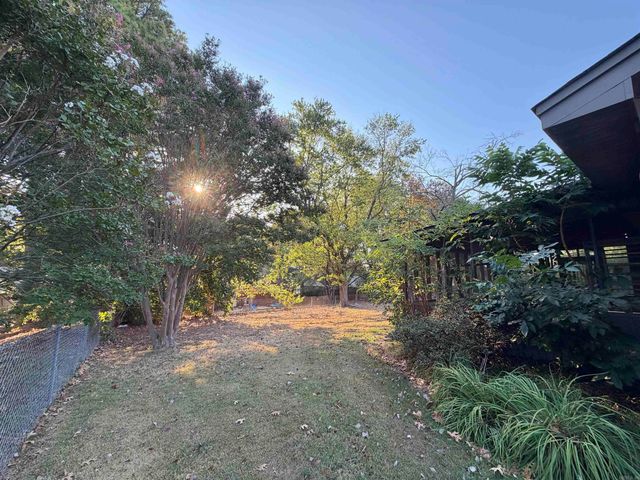 2320 Indian Trails Street, Jonesboro, AR 72401