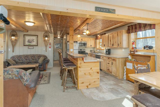 112 Little Deer Road, Iron River, MI 49935