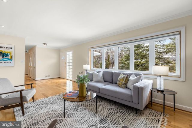 3442 GLEN CARLYN DR, Falls Church, VA 22041