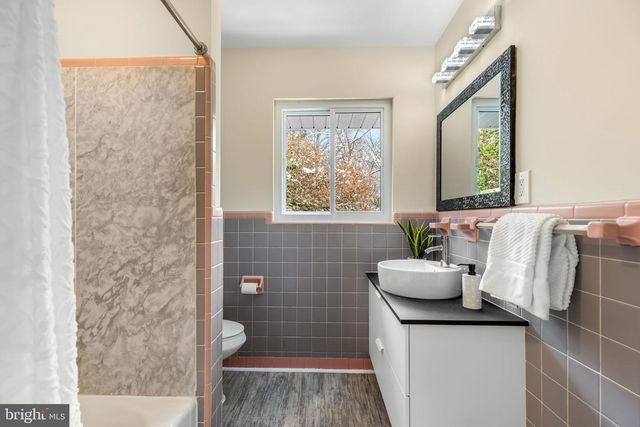 3442 GLEN CARLYN DR, Falls Church, VA 22041