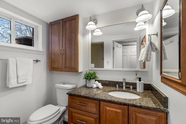 3442 GLEN CARLYN DR, Falls Church, VA 22041