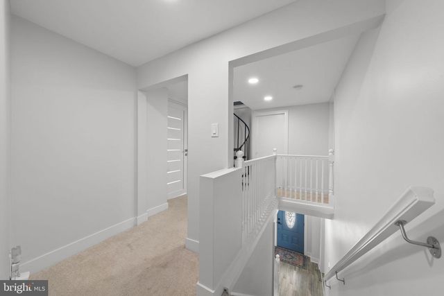 2549 W CHURCH RD, Glenside, PA 19038