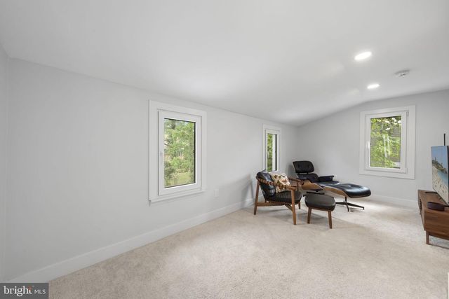 2549 W CHURCH RD, Glenside, PA 19038