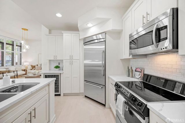 255 Berry Street 103, San Francisco, CA 94158