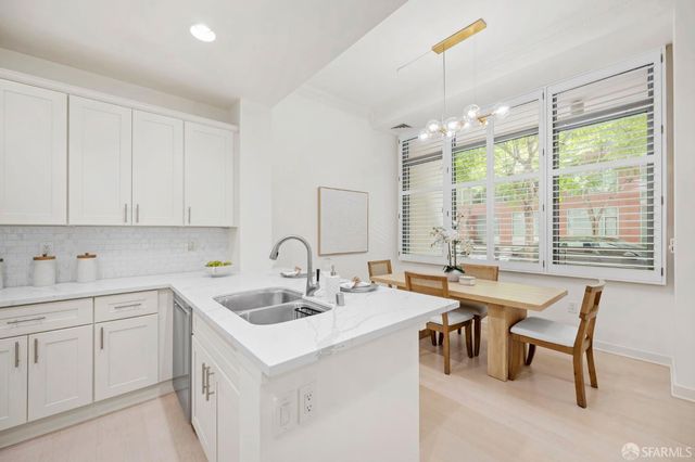 255 Berry Street 103, San Francisco, CA 94158