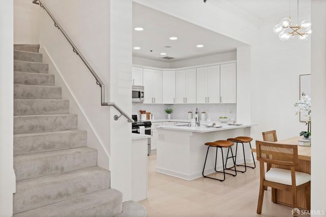 255 Berry Street 103, San Francisco, CA 94158