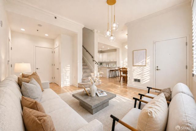 255 Berry Street 103, San Francisco, CA 94158