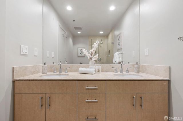 255 Berry Street 103, San Francisco, CA 94158